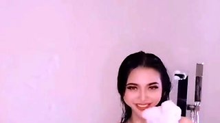 Japanese amateur Asian big boobs mother