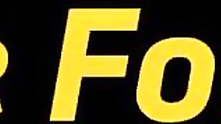 Cover-girl amateur at urinating trailer