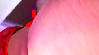 Webcam of skinny Asian with beautiful face and pussy