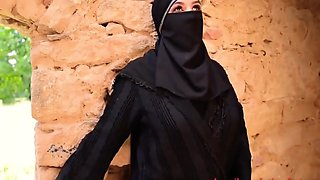 Arab Very Hot Hijab Girl Smoking