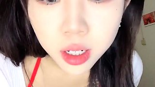 Amateur webcam asian girl