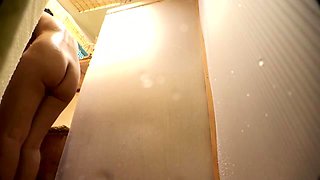 Amateur young teen solo masturbation on her livingroom