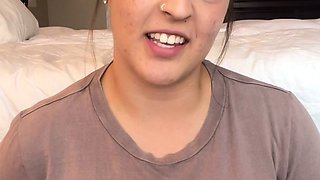 Hot brunette from squirt masturbating on webcam