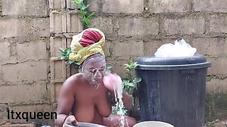 Nigerian Girl ITX_Kwin Squirting Solo with Big Clit and Facial