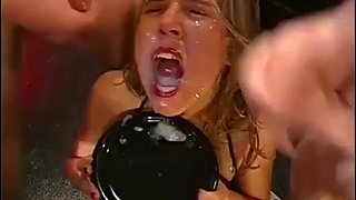 AAAcertifiGippy - Blondie