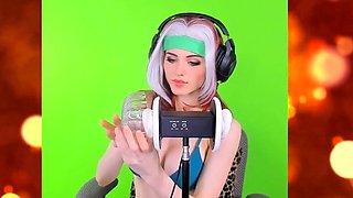 Big boobs russian milf toys her ass on webcam
