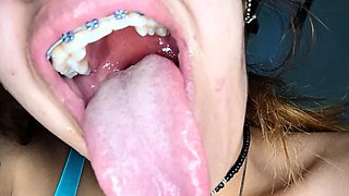 caroline honey - My Tongue!!! Close-Up