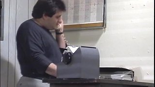 Black Prince Explores Fucks Nasty With Darkhaired Babe