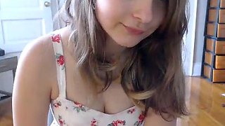 Amateur Webcam Teen Flashes Masturbates