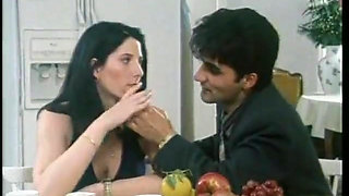 Italian vintage porn: a quicky in the toilet for two young pigs