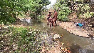 Curvaceous Dark-skinned skinned Ebony Prepared to be devored at the Fountain
