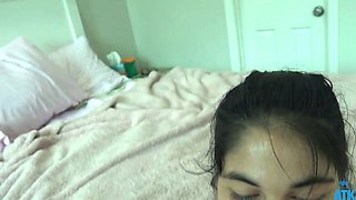 Sarasota Teen Girlfriend Gives Sloppy Blowjob and Gets