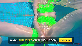 Poolside POV!