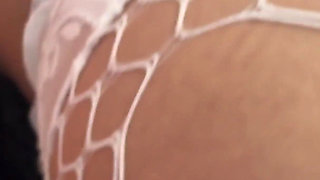 This MILF with a Giant Butt Crack Sits on Your Face