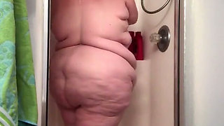 Shower Time with Julie Ginger