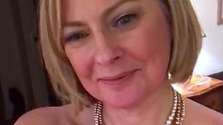Big boobs milf masturbates with her dildo