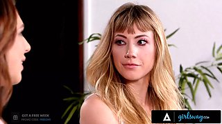 Girlsway - Tiffany Watson must make an impression her older crank acquaintance Ivy Wolfe to get the job
