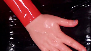 Latex Tease - sexy milf seduce