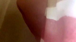 Start to Shave the Fat Pussy