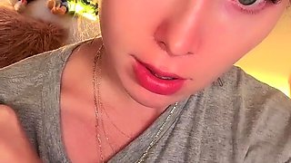 Solo girls masturbate until orgasm for