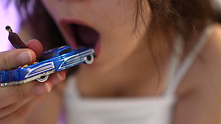 Giantess Girl and Car
