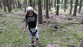 Mila Milaoutdoorgefickt