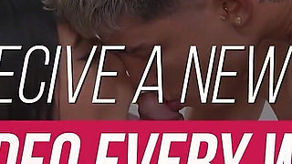 My Neighbor Gets Fucked in the Bathroom After I Fix Her Shower - Danner Mendez & Andrea Castro