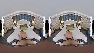 Naughty America - Jessa Rhodes finally gets her wet pussy on you