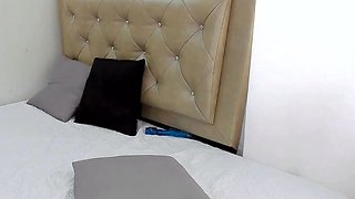 Solo webcam tranny masturbation