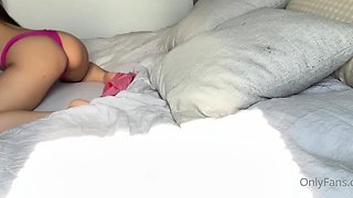 Love Chat Big Boobs Brunette Masturbating For Cam