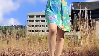 Outdoor-exposure and Peeing