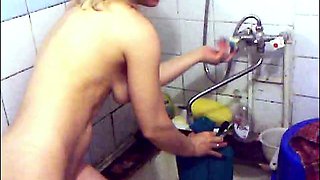 masturbating with my ass full of water
