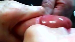 Old Lady Gives Amateur Blowjob