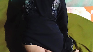 Beautiful Bhabhi and Her Boyfriend Sex Video