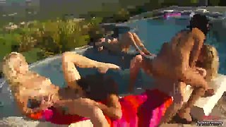 Big Tits Milf Julia Ann Lesbian Group Sex