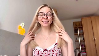 Dominant woman Goddess Bella Rae explores submission on her podcast