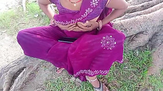 Village Bhabhi Fuck Her Hasband on Road