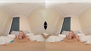 Perfect Treatment From Hot Blonde - LustReality