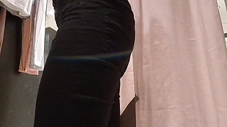 Open Curtain in the Fitting Room