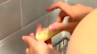 Sneeking on My Step-sister in the Shower