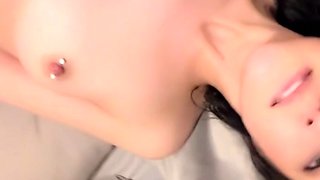 Sexy hottie Anetta Keys enjoys a solo toy masturbation