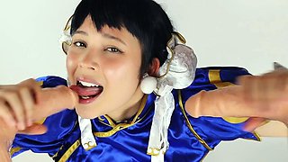 VirtualGeisha - Chun Li Takes Two Cocks Like A True Slu