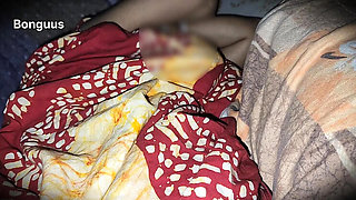 Desi Indian Stepmom Night Sex - Hairy Pussy Creampie & Cumshot Close-Up
