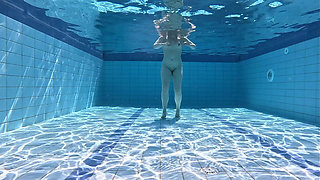 Swimming Fetish - Underwater Swimming Naked