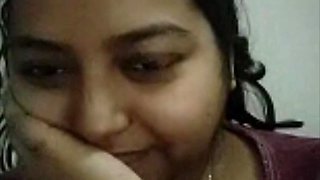 Huge naughty indian woman liking spear onanism on web cam