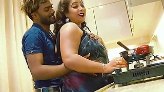 Dost ne dost ki Biwi ko pani me nassa millakar pel diya