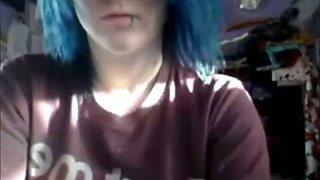 Blue haired amateur emo girl with pierced lip was rubbing her clit