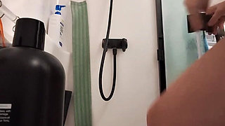 Watch Me Clean My Hot PAWG Body