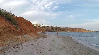 busty horny young man wants him to cum in the water /