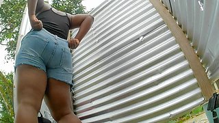 Amateur beach cabin webcam with Andreabellotistar
